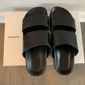 Black leather men’s sandals